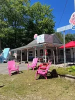 Woodland Beach Market